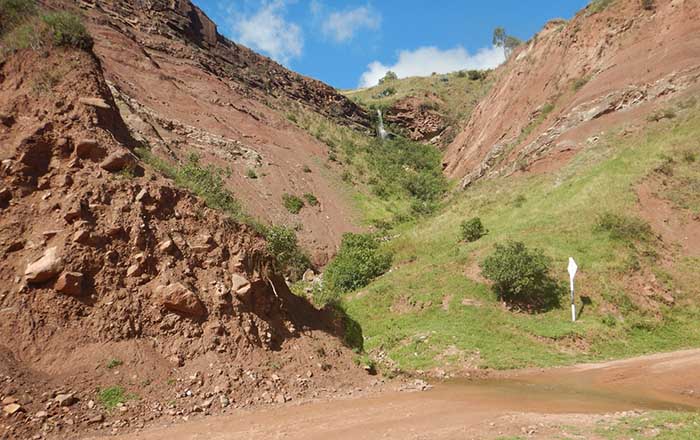Ingemmet identifica zona de alto peligro por deslizamientos en el sector Puitoc, en Andarapa